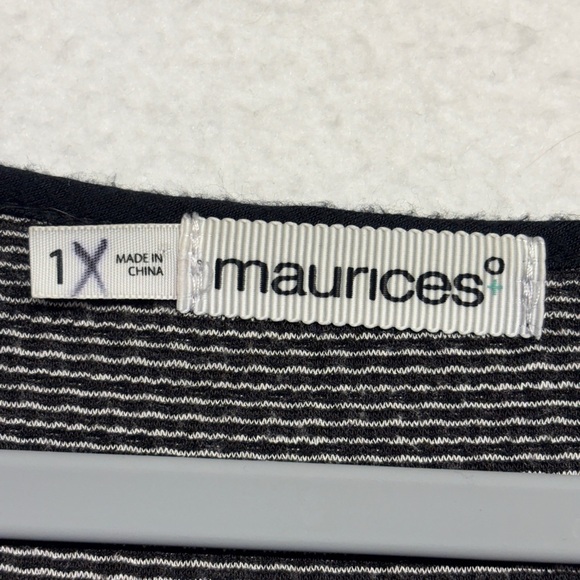 Maurices Raglan Lace Sleeve Mini Dress 1X Stripe Black White - Picture 3 of 7